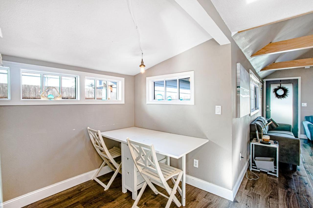 Villa Siletz Bay Getaway Lincoln City Esterno foto