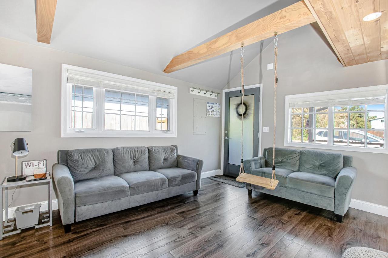 Villa Siletz Bay Getaway Lincoln City Esterno foto