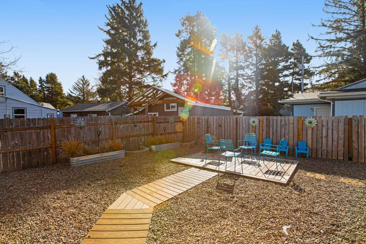 Villa Siletz Bay Getaway Lincoln City Esterno foto